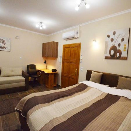 Ferienwohnung Bathory Apartman Erlau Exterior foto