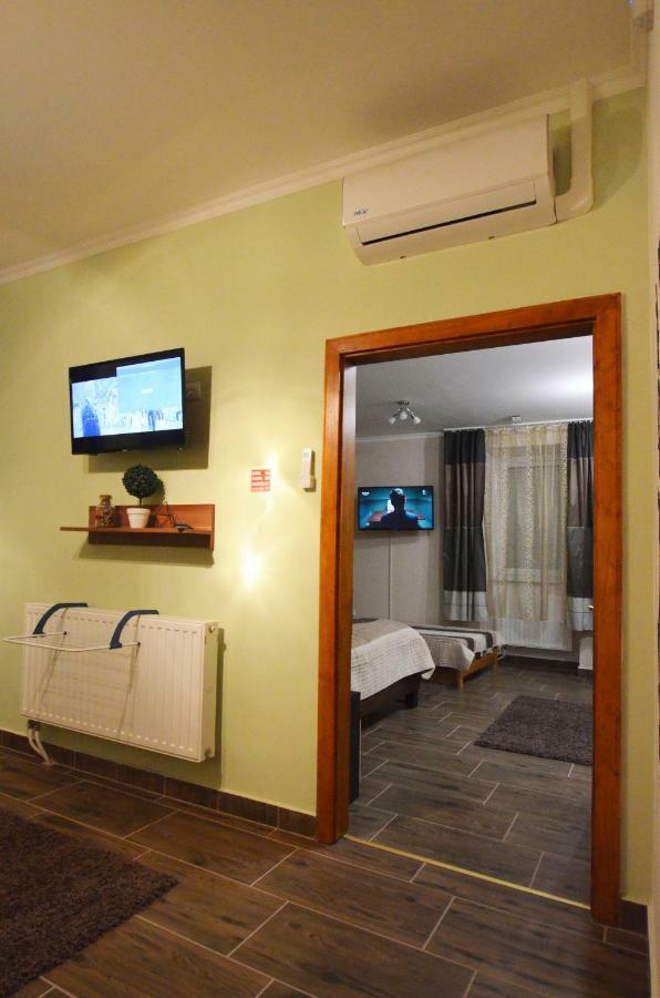 Ferienwohnung Bathory Apartman Erlau Exterior foto
