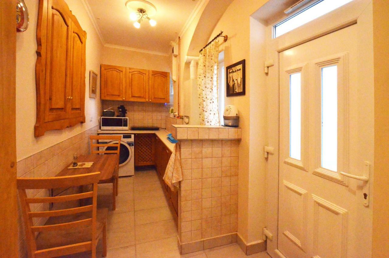 Ferienwohnung Bathory Apartman Erlau Exterior foto