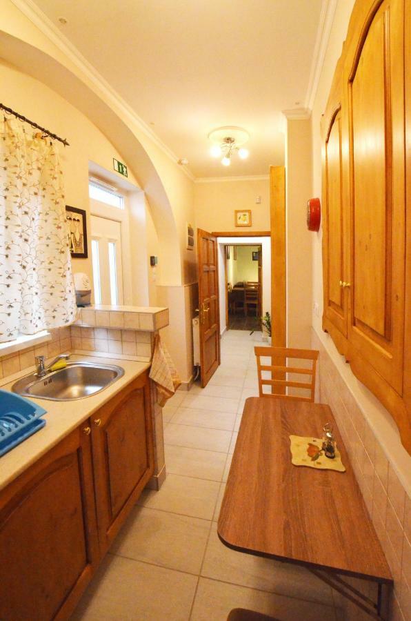 Ferienwohnung Bathory Apartman Erlau Exterior foto